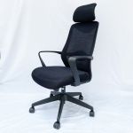 Ghế văn phòng lưng lưới đen có tựa đầu tay liền ZMF719L