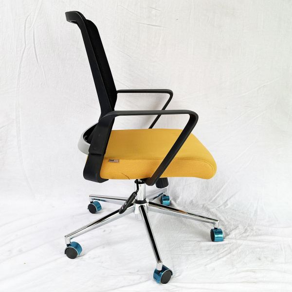 Ghế nhân viên cao cấp JAVA khung nhựa đen ZDX01B